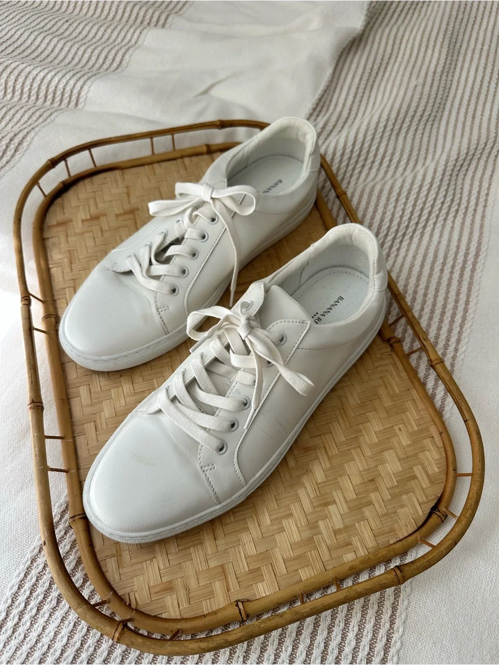 Banana Republic White Leather Lace-Up Sneakers